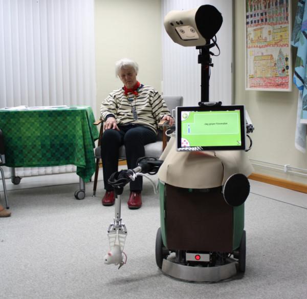 In-situ testning Försök göra situationen så realistisk som möjligt, t ex Mobila navigationsappar testas ute när man är på väg Lo-fi-prototyp av en hemrobot testas i ett riktigt hem och har samma