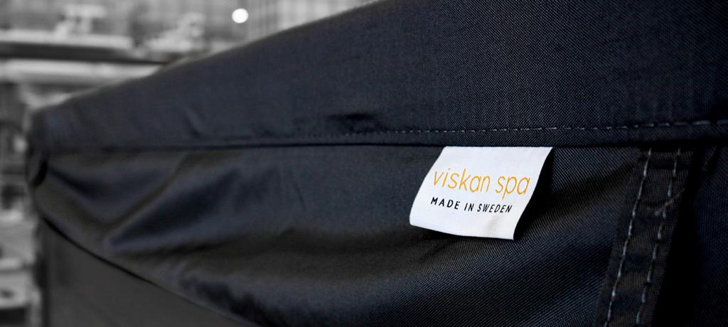 TERMOLOCK Termolocket till ditt spabad ska alltid ligga på och vara fastsatt i medföljande låsanordning när badet inte används.