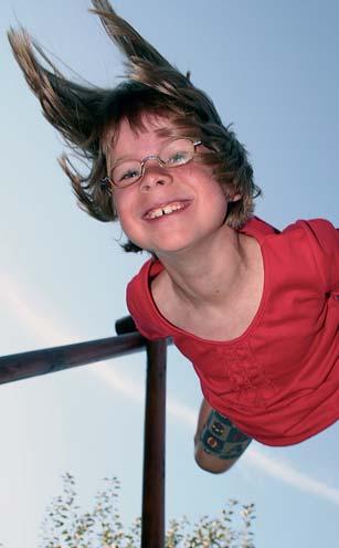 Thema 15 WAHLPRÜFSTEIN 11 Prävention und Gesundheitsförderung FOTO: DIEPROJEKTOREN AGENTUR FÜR GESTALTUNG UND PRÄSENTATION WAHLPRÜFSTEIN 10 Beteiligung von Kindern und Jugendlichen Alle in Kempten