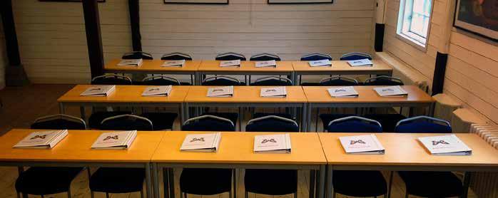 ANTAGNINGEN SKER I FLERA STEG När vi har tagit emot din ansökan startar vi upp en lång process som leder fram till att vi tar in 18 nya studenter.