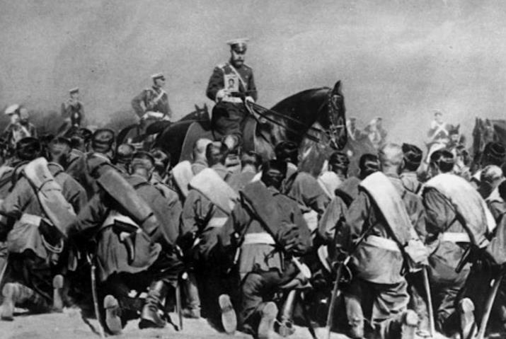 Översikt Rysslands historia: Kejsardömet 1721-1917. År 1000 6000 f.kr 2000 f.kr 1000 f.kr 500 f.kr 0 500 1000 1500 000 År 1914 startade första världskriget.