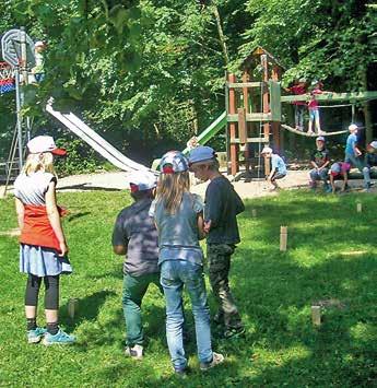 -Andreas-Gemeinde ihren traditionellen Lichtergottesdienst. Ich geh mit meiner Laterne Auch in diesem Jahr laden die St.-Andreasund die Christ-König-Gemeinde zum ökumenischen St.-Martins-Umzug ein.