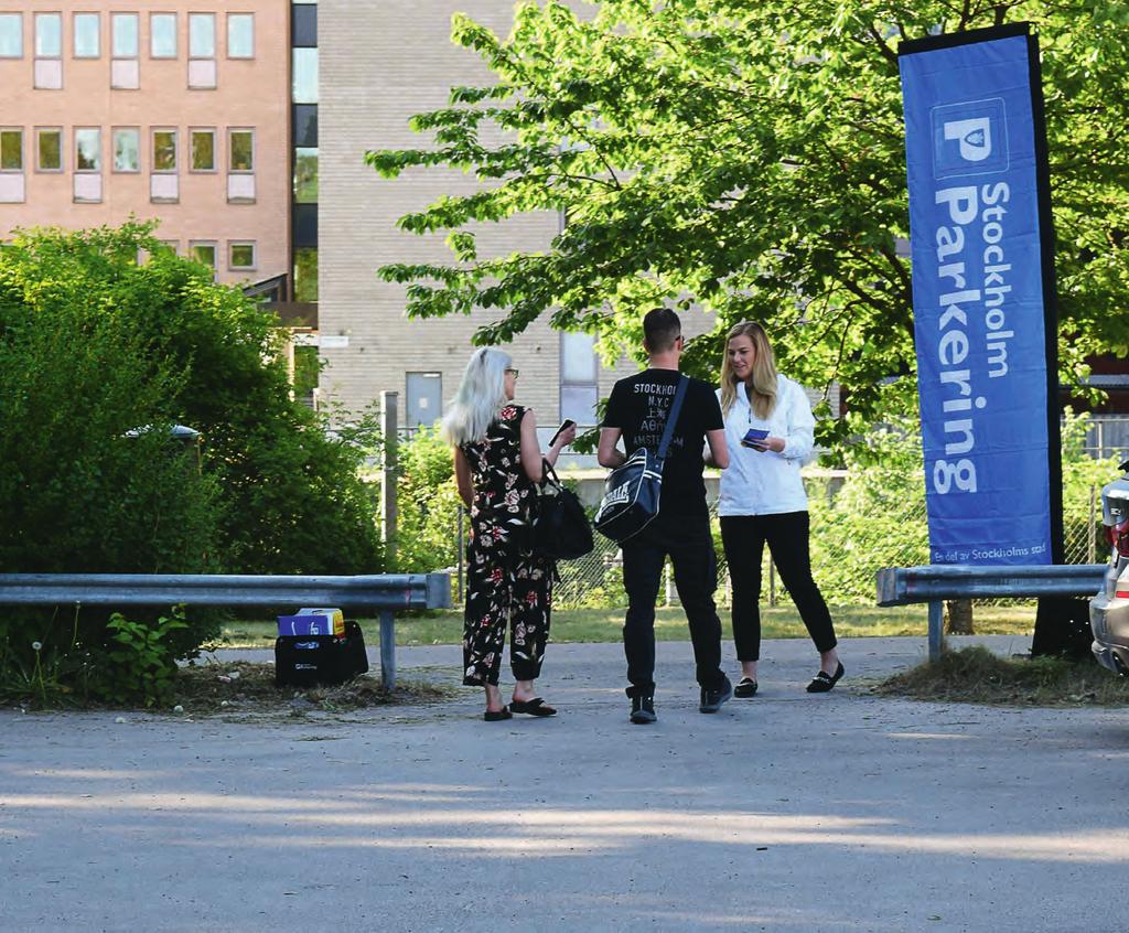 Foto: Anne Lintala Globens infartsparkering är en populär parkering. Här informerar Stockholm Parkering om den mobila betaltjänsten Betala P samt om närliggande parkeringar.