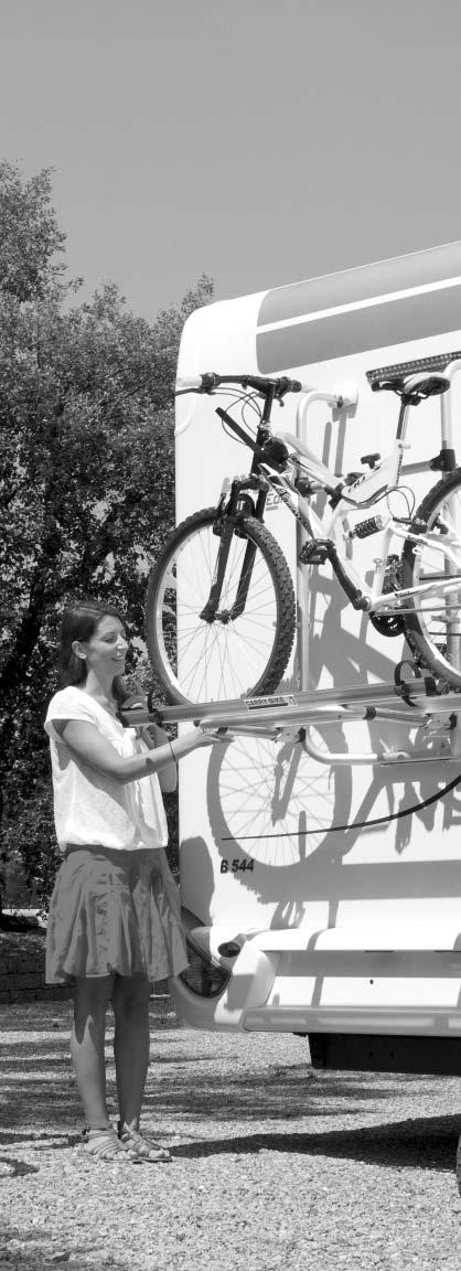 Bicycles carrier Installation and usage instructions Fahrradträger Montage-und Gebrauchsanleitung Porte-vélos Instructions de montage et mode d emploi Portabicicletas Instruciones de montaje y uso