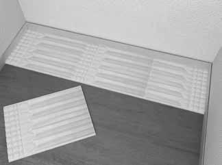 FÖRLÄGGNINGSSÄTT PURMO EPSJET EPSJET PURMO GOLVVÄRME I EPS PANEL PURMO EPSJET COMBI 30 MM Purmo EpsJet Combi är en spårad isolerskiva för plåtar och golvvärmerör som förläggs c/c 200 och är avsedd
