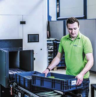 (upp till 640 x 440 mm) Last 35 kg/behållare Mått* Bredd 1 920 till 10 470 mm Djup 2 350 mm Höjd 3 000 till 12 000 mm * Behållarnas storlek 600 mm x 400 mm