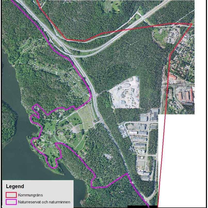 SID 4 (6) Mark som Stockholm äger i Nacka Tipp Krossanläggning Planområdet med omgivningar, före förlängning av Skrubba Malmväg Området Planområdet är beläget söder om Tyresöleden, öster om