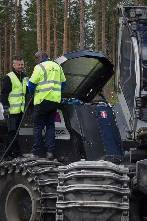 Åtgärder för minskat behov av fossila drivmedel i skogsbruket Skogsbruket arbetar aktivt för att fortlöpande minska koldioxidutsläppen från sin verksamhet.