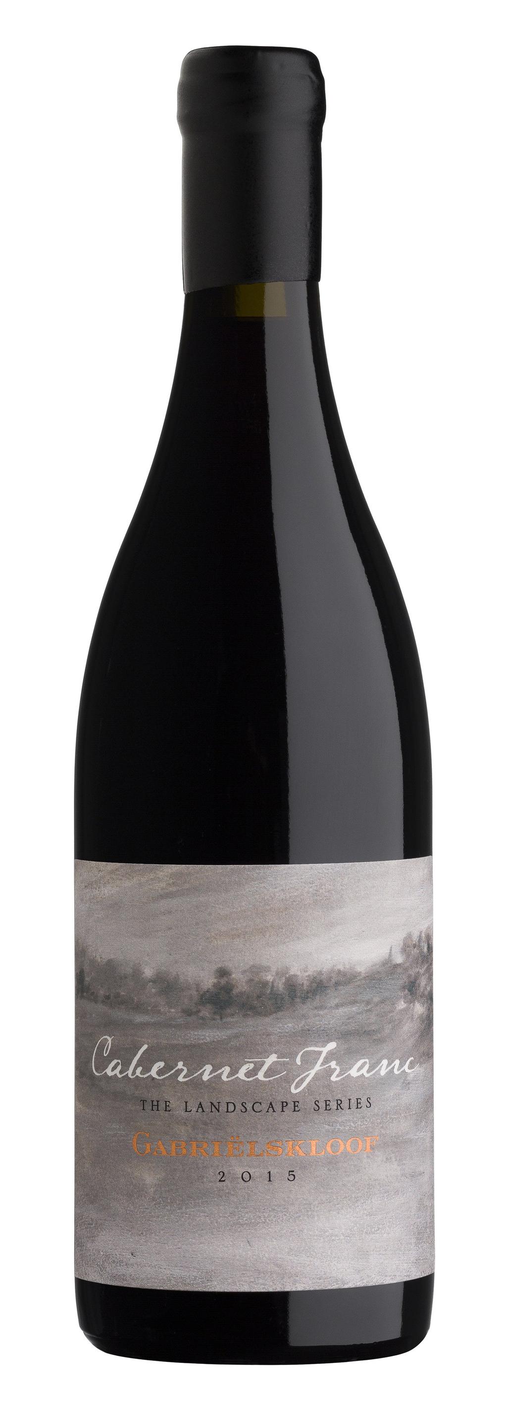 Gabrielskloof Wine Estate The Landscape Cabernet Franc 2015 Overberg, Sydafrika Vinet har en inbjudande doft med aromer av svarta vinbär, örter och nymalen svartpeppar.