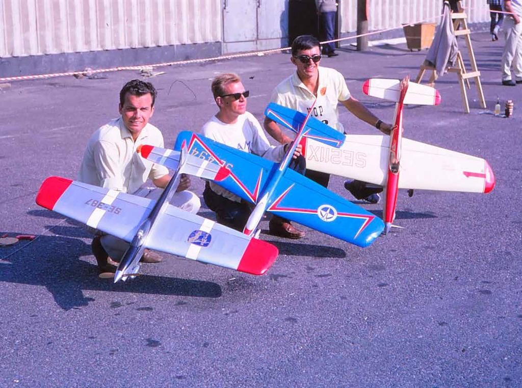 1/2018 17 Alf Eskilsson Erik Björnwall Ove Andersson Ove Andersson minns: VM 1968 i Helsingfors Det är 50 år sedan vid VM 1968 i Helsingfors som stuntlaget kom på 4:e plats och jag kom på silverplats.