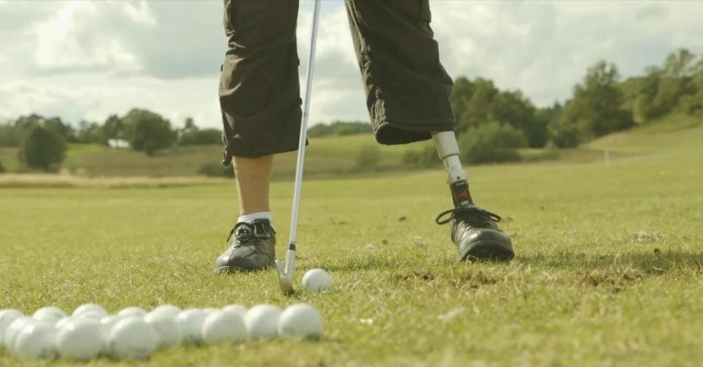 Vision Tjörns GK Handigolf Vi har en handigolfverksamhet där man oavsett typ av funktionshinder träffas regelbundet och har roligt tillsammans.