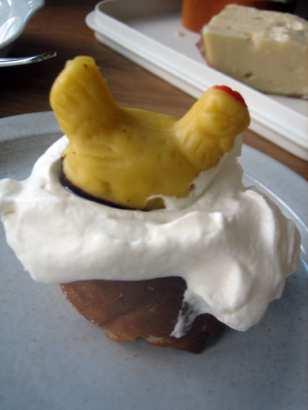 Måndag 22 april PÅSKCAFÉ Påsk på Vildrosen!