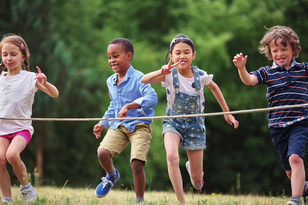 FÖRSKOLOR OCH SKOLOR FÖRSKOLOR Antal Antal inskrivna barn (oktober 2018) Kommunala förskolor 1-5 år 13 518 Fristående förskolor 1-5 år 14 564 Pedagogisk omsorg 1-5 år (dagbarnvårdare) 2 6 Omsorg på