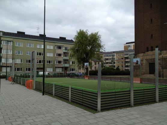 2. Val av platser Två utegym i en