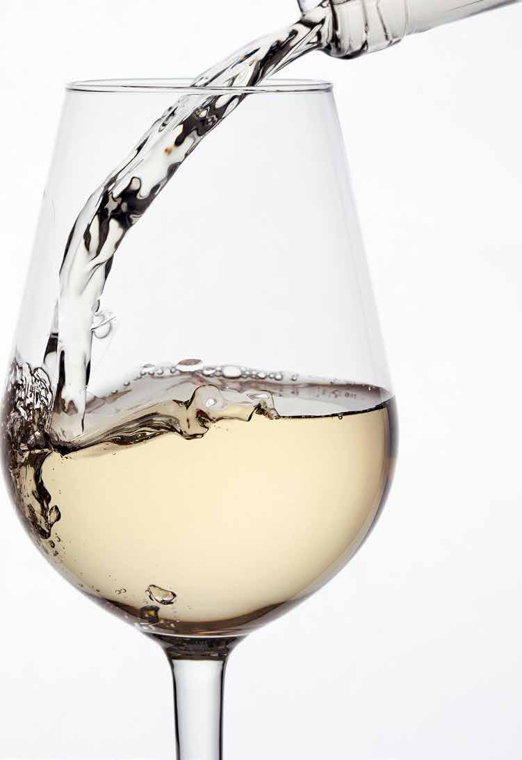 Så här tycker en av kursdeltagarna om Sommerlierutbildningen: Jag valde att gå Sommelierutbildningen för det kändes som nästa naturliga steg i min karriärutveckling.