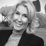 Vi jobbar med skillnaden mellan chefskap och ledarskap och visar hur du kan applicera olika ledarstilar beroende på situationen.