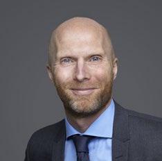 FÖDD: 1968 UTBILDNING: Magisterexamen i företagsekonomi och nationalekonomi, Lunds Universitet. Finance, École supérieure de commerce de Paris. Kadett, Pansarofficershögskolan Skövde.