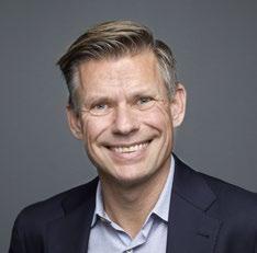 ARBETSLIVSERFARENHET: PwC (Transaction related work), Statoil Norge AS (Chief controlling and Strategy Projects, deputy CFO). AKTIEÄGANDE: 8 000 aktier och 27 500 köpoptioner.