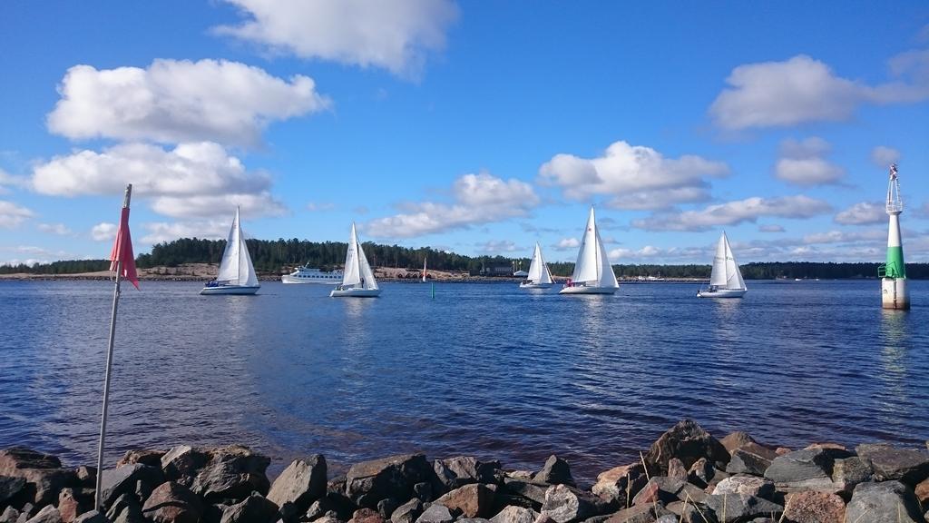 In Time Luleregattan 1-2 augusti Årets regatta genomfördes 1-2 augusti på vattnen runt Liggskär. På lördagen var det distanssegling. På ca 17 distans.