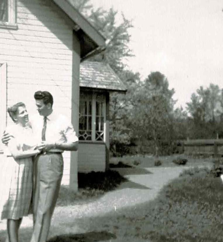 Bergsätra 1962 Astrid och Sven utanför Fridsberg Sundsberg 1965 Christina, Stewe, Ann-Louise, Stanley och Agneta Astrid och Sven Vårt första hem blev Bergsätra vid Karintorp, där Daniel Karelid med