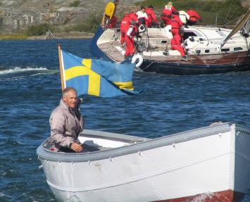 Sjökapten Lars Sjöberger i Livbåten. Jag ägde en gång en gammal livbåt tillsammans med mina två bröder, sjökaptenerna.