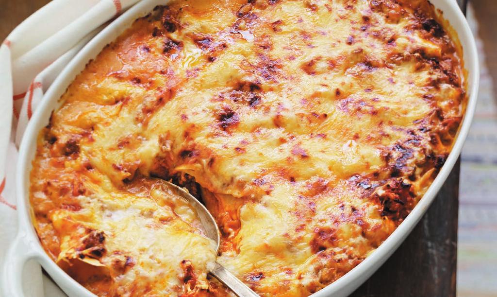 RECEPT 3 40 min 98 kcal/port Fett 36g Kolhydrater 102g Protein 62g Klassisk lasagne Lasagne är perfekta stället att gömma grönsaker i till barnen.