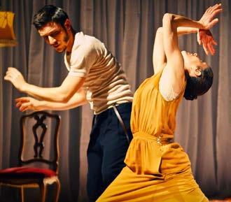 Una performance so- 27 ottobre P E RSONA Compagnia EgriBiancoDanza Una riflessione sul danzatore di cui si esplora l umanità, le fragilità e la passione che lo spingono ad intraprendere un percorso