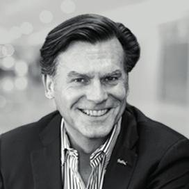 Andreas Schmid är entreprenör och har tjänstgjort som styrelseordförande och delägare i Helvetica Capital AG sedan 2017.