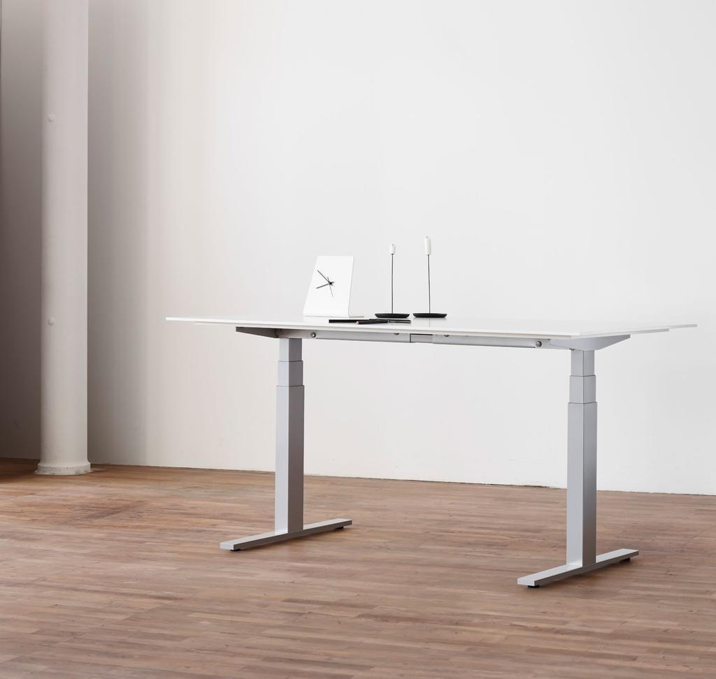 Stabil och flexibel konstruktion med justerbar längd ger ett pålitligt skrivbord som enkelt anpassas till valfri skrivbordsskiva.