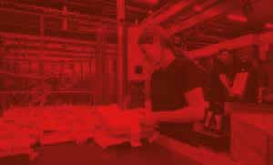 Medical Solutions Integrated Solutions Industrial Solutions Nyckeltal: 218 217 Omsättning MSEK 2 27 1 955 Rörelseresultat (EBITA) MSEK 295 257 EBITA-marginal % 13, 13,1 Medelantal anställda 1 497 1