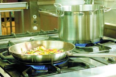 UTRUSTNING Vi utrustar din restaurang! Alla kök ser olika ut och alla kök har olika behov av utrustning.