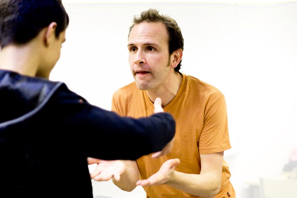 För ungdomar 12-16 år Workshop Skapande Skola Improvisationsteater är ett utmärkt sätt att på ett enkelt och roligt sätt stimulera kreativitet.