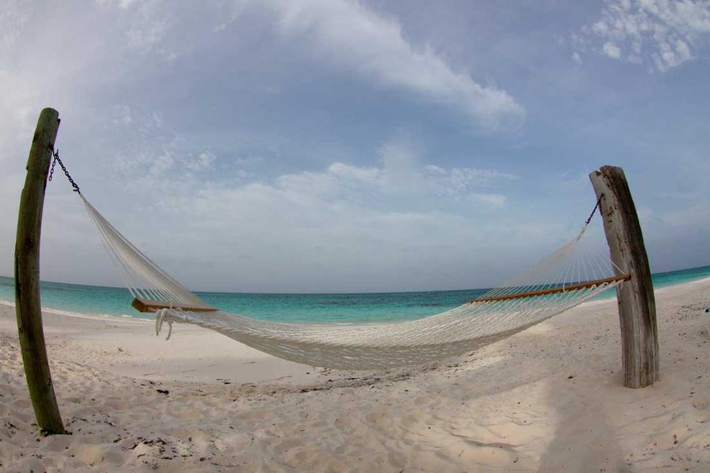 Boende Du kommer ai bo på Greenwood Beach Resort. Resorten ligger vid en ca 13km lång strand med vacker, rosa sand.