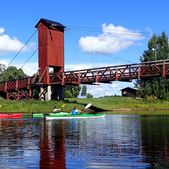 De fyra broarna En fin tur på cykel, som promenad eller som motionsrunda. Korsa alla fyra broar på samma tur och upplev Dala-Flodas många nyanser. Hyr... Cykel Hyr cykel och utforska Dala-Flodas byar.