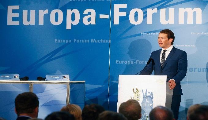 Rapport av Europeiska regionkommittén Tysklands förbundskansler Angela Merkel vill se en permanent medborgardialog -