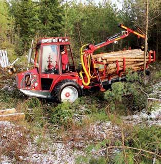 Standard: Helgalvat chassi Framruta 24hk Kubota, dieselmotor Steglös hydrostatisk drivning 6WD på hög- och lågväxel Kran K330 3.3 m Arbetsbelysning 4 st LED strålkastare Extra hydrauluttag för ex.