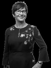Fasticon Kompetens Holding AB, Slättö Förvaltning AB och SSM Holding AB. Aktieinnehav: 4 500 Född 1972, statsvetare Göteborg Universitet. VD i Almega AB.