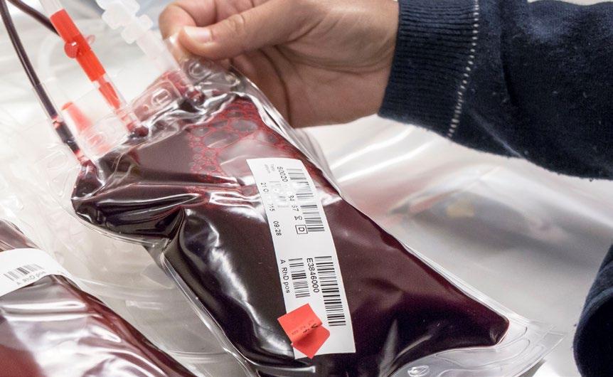 Miljö- och hälsosäkra kemikalier och produkter PVC-fria blodpåsar Inom ramarna för ett EU-projekt samarbetar Karolinska med fyra europeiska plastbolag för att ta fram blodpåsar utan PVC och ftalater.