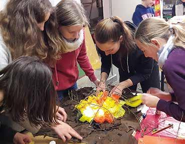 Hingesehen Krippenspiel zu Weihnachten Im letzten Familiengottesdienst des Kirchenjahres wurden wie bereits in den Jahren zuvor die Rollen für das Krippenspiel an