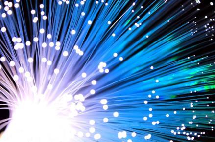 FIBER Trädgårdsstadens samfällighetsförening har ett öppet fibernät vilket gör att föreningen har en större valfrihet och i dagsläget har vi avtal med kommunikationsoperatören