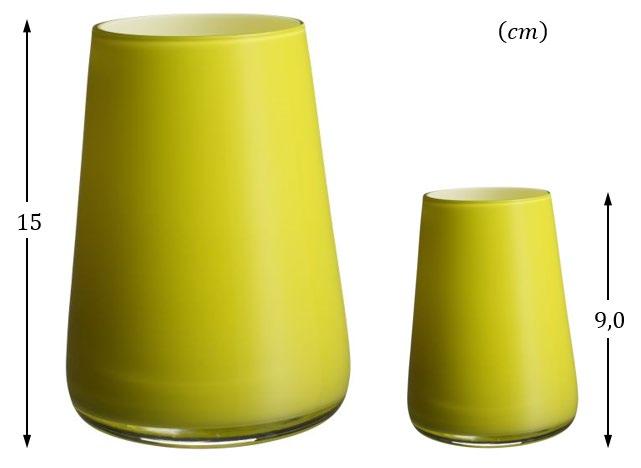 cccc2 Exempel 2 Två vaser har samma form men olika storlek. Den större vasen är 15 cm hög och har volymen 1000 cccc 3. Den mindre vasen är 9,0 cccc hög.