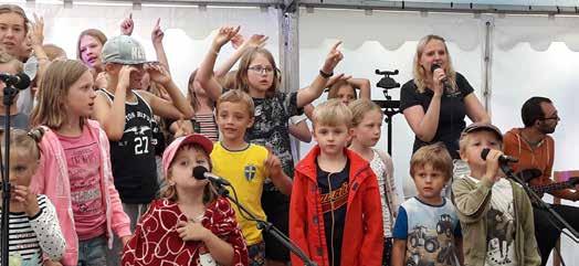 Från Sävjas horisont Har du varit på läger i sommar? Några av oss från Sävja deltog på Åkerögårdens familjeläger under en vecka i juli och fick vara med om ett toppenläger.
