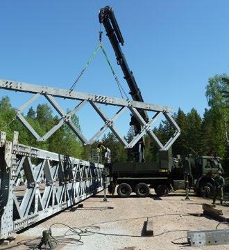 Fackverksbro Vägversion Trafikverket förfogar över fackverksbroar i vägversion med en maximal spännvidd av 46,2 m för 2 körfält och med en fri bredd om 6,10 m.