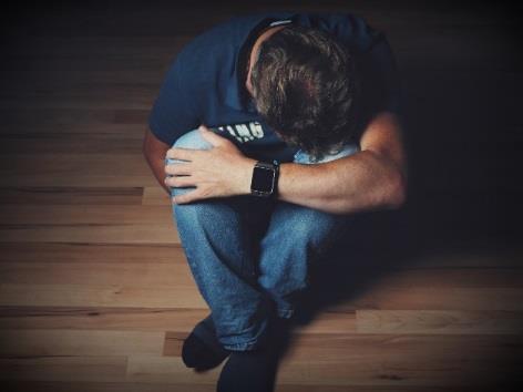 självmord 9 % läkemedel Diagnoser: cancer 37 %: tjock/ändtarm, hud och