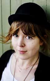 45 UNG PÅ ALLVAR: TRÄFFA KATARINA VON BREDOW Författarvärlden Illustration: Cecilia Heikkilä Cecilia Heikkilä.