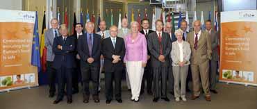 II. EFSA ARBETAR ENGAGERAT FÖR SÄKRA LIVSMEDEL I EUROPA EFSA:s vetenskapliga kommitté.
