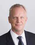 112 Bolagsstyrningsrapport Styrelse och revisorer STAFFAN BOHMAN Ordförande Född 1949. Sverige. Civilekonom. Invald 2018. Medlem i Electrolux revisionsutskott och Electrolux ersättningsutskott.