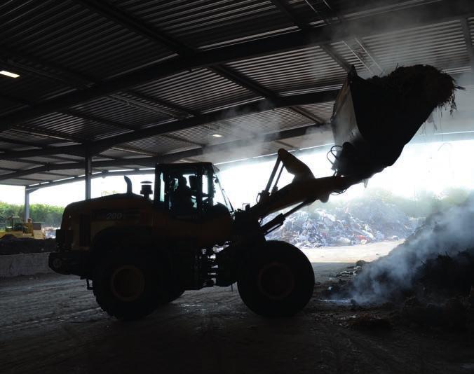 Skräddarsydda lösningar Skräddarsydda applikationer Komatsus hjullastare, i kombination med ett brett sortiment av genuina Komatsu redskap, erbjuder den perfekta lösningen för varje industrisektor.