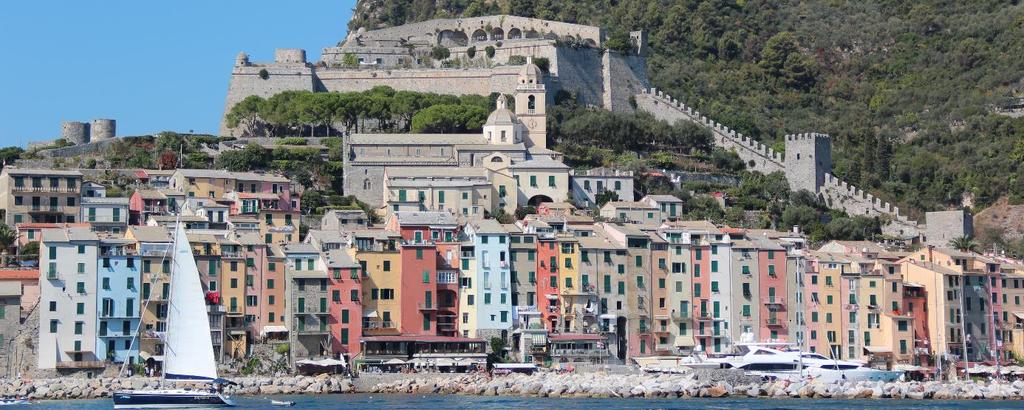 Sida 1 av 7 Vandra i Italien Portofino & Cinque Terre, 7 nätter, Camogli Portovenere, 6 vandringsdagar Att vandra kuststigarna längs den italienska Rivieran ger dig slående vyer över lummiga