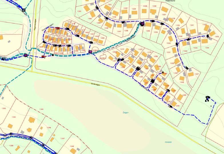 = 0,4 kv lågspänningsledning. Heldragna linjer är luftledningar och streckade linjer är markförlagda kablar. Ledningarnas läge i kartan är ungefärligt.